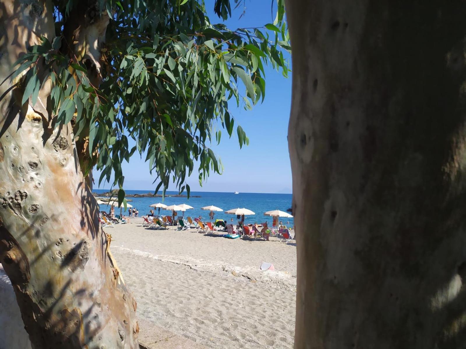 Testa Di Monaco Natural Beach Capo dʼOrlando Kültér fotó